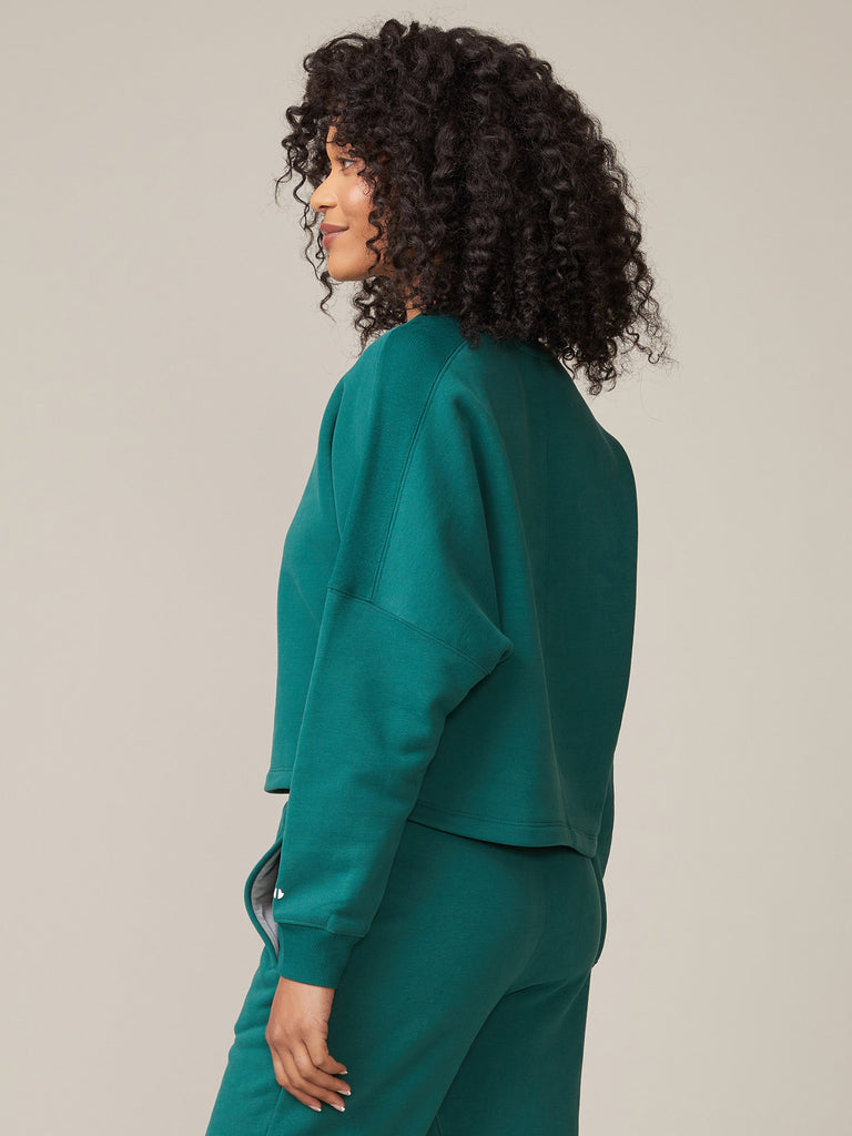 Long Sleeve Dolman Knit Pullover Top and Patch Pocket Jogger