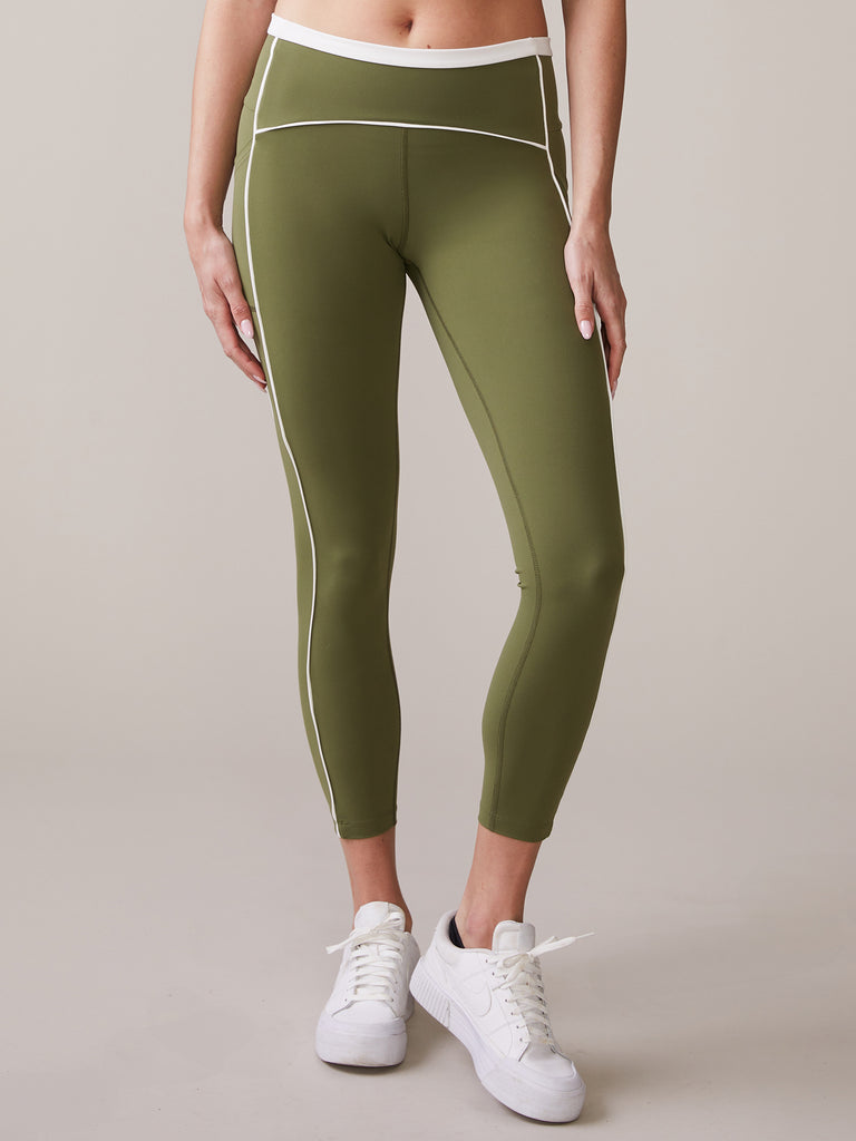 Piped Pocket Legging in Deep Olive