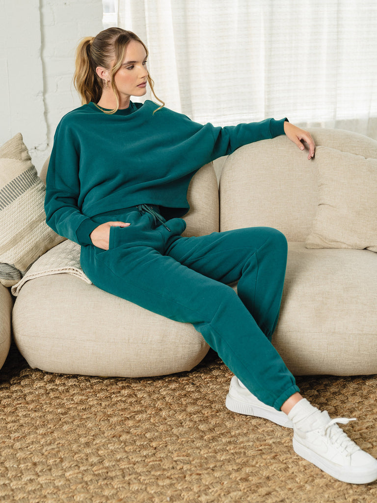 Long Sleeve Dolman Knit Pullover Top and Patch Pocket Jogger