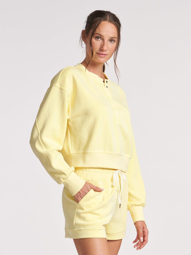 Ultraluxe Crop Henley Pullover - Meringue