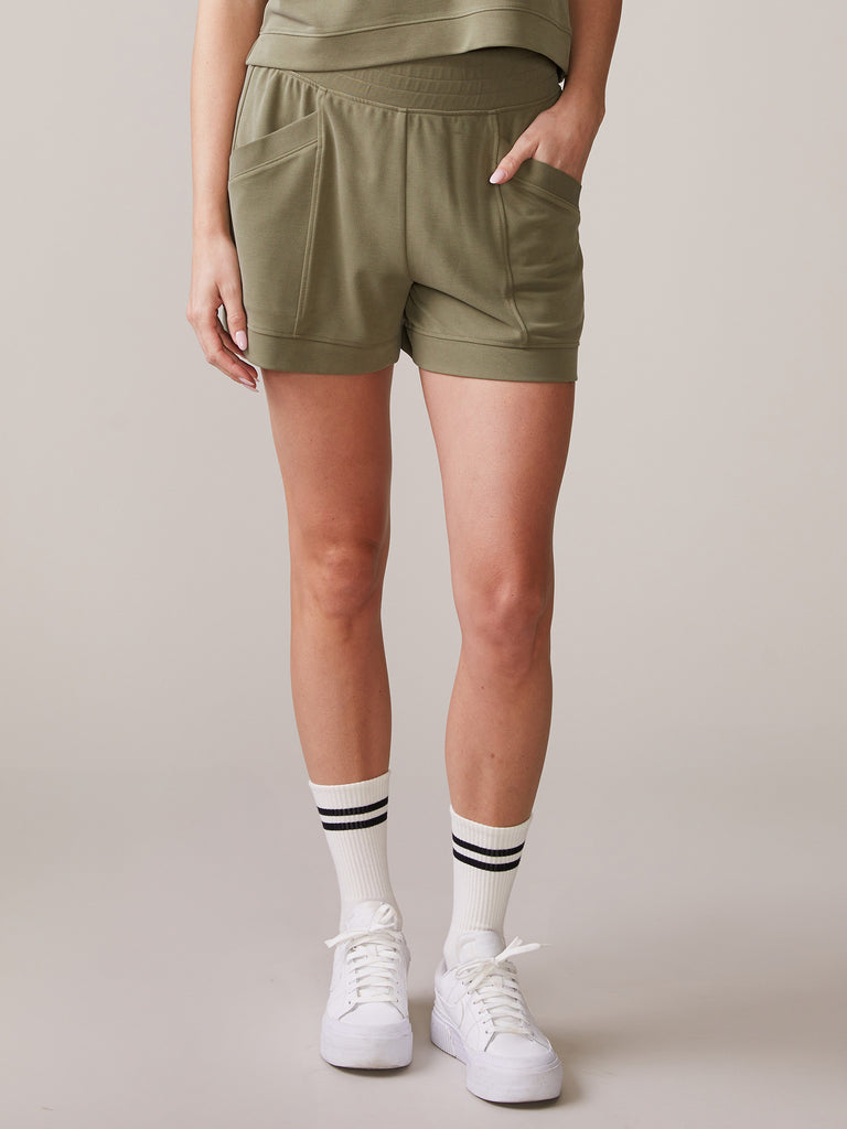 Luxe Twill Pocket Short in Deep Olive