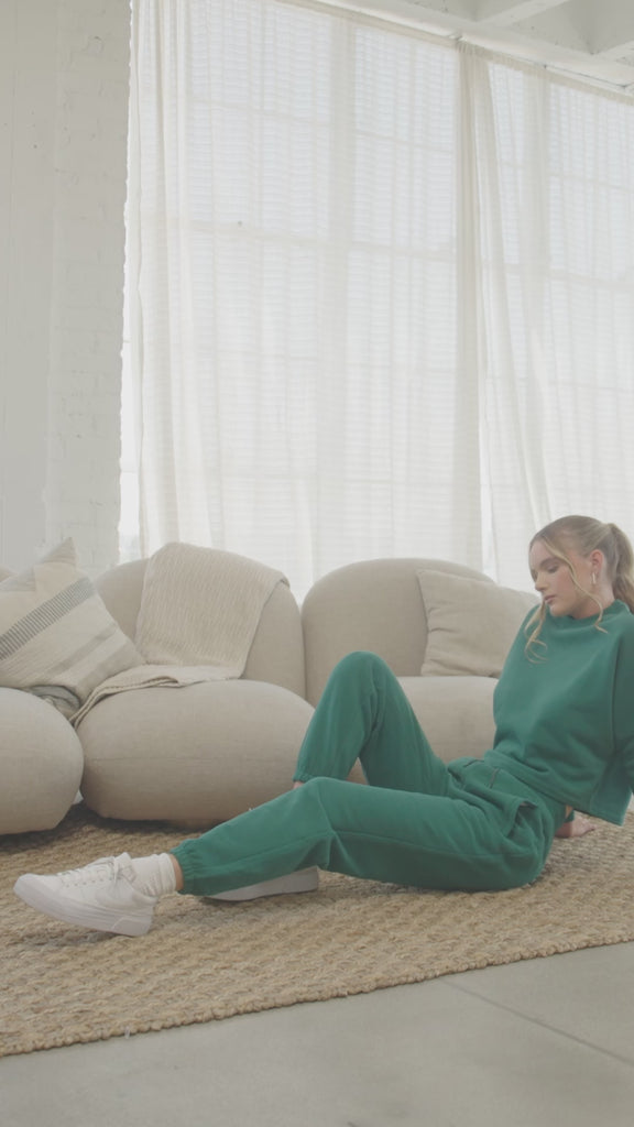 Long Sleeve Dolman Knit Pullover Top and Patch Pocket Jogger Video